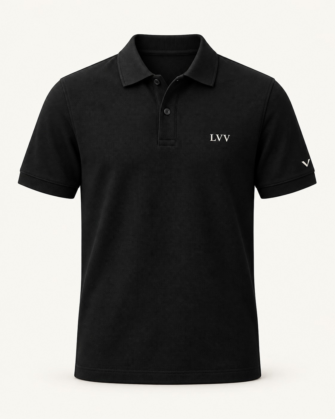 Polo LEVVERO preta com LVV no peito esquerdo e símbolo na manga